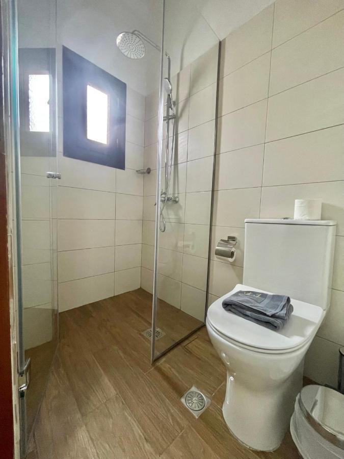 Aegina Aphaias Apartments מראה חיצוני תמונה